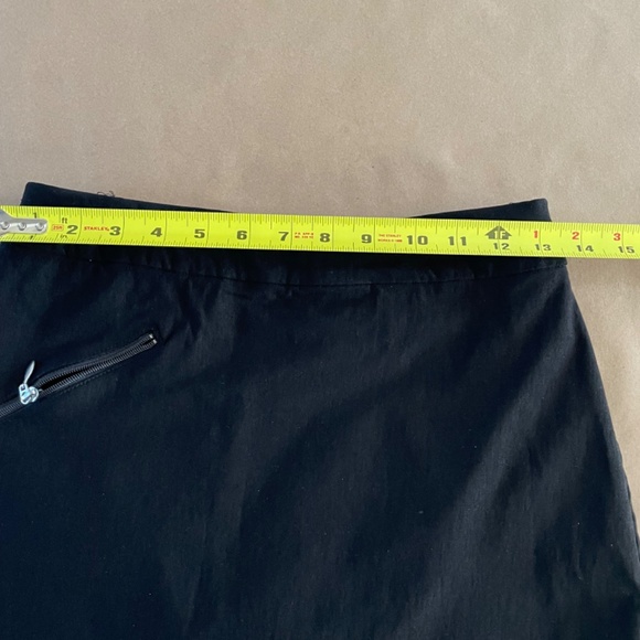 stylish Black pull on skort - Picture 5 of 8